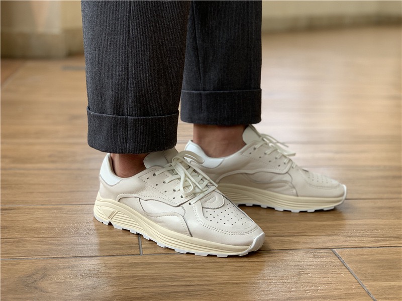 Round-toe Lace-up Casual White - White Sneaker Care Kit review and price